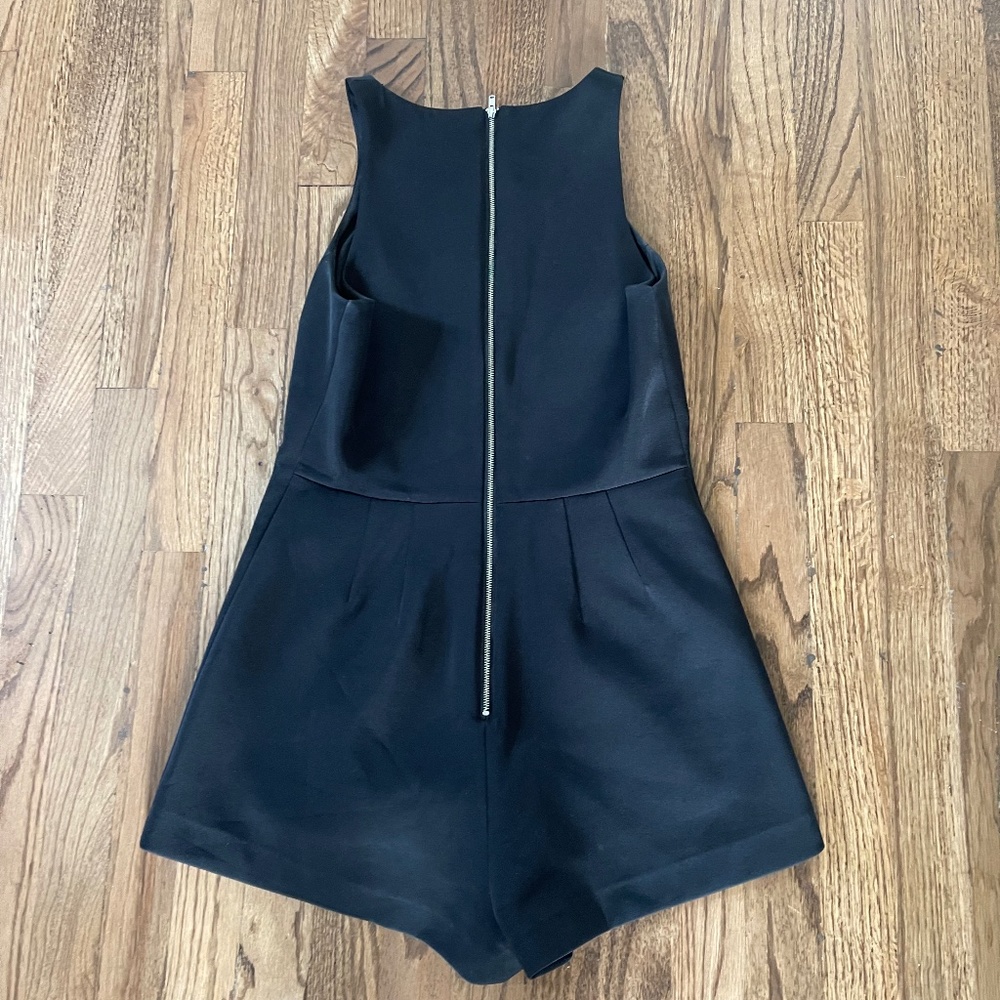 Keepsake Embroidered Romper - Picture 2 of 6